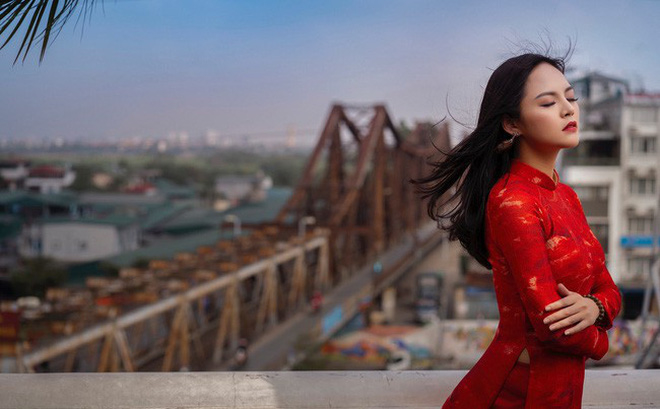 Khi sao Viet lam me don than: Thu Quynh bat luc, Duong Cam lynh vat va muu sinh?