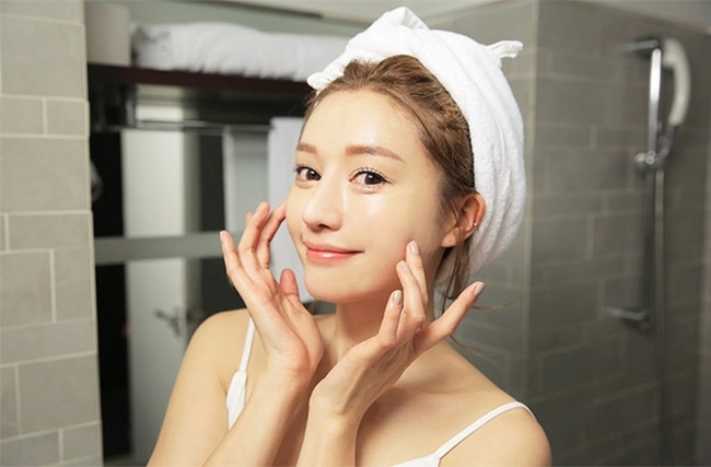 Tất tần tật các bước đắp mặt nạ giấy đúng chuẩn để sở hữu làn da đẹp