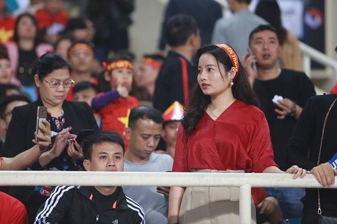 Bàn luận nhan sắc phái nữ: Đừng gõ đã tay rồi tổn thương người khác
