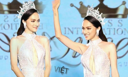 Trước khi hết nhiệm kì Hương Giang vẫn đẹp lộng lẫy, mướt mắt