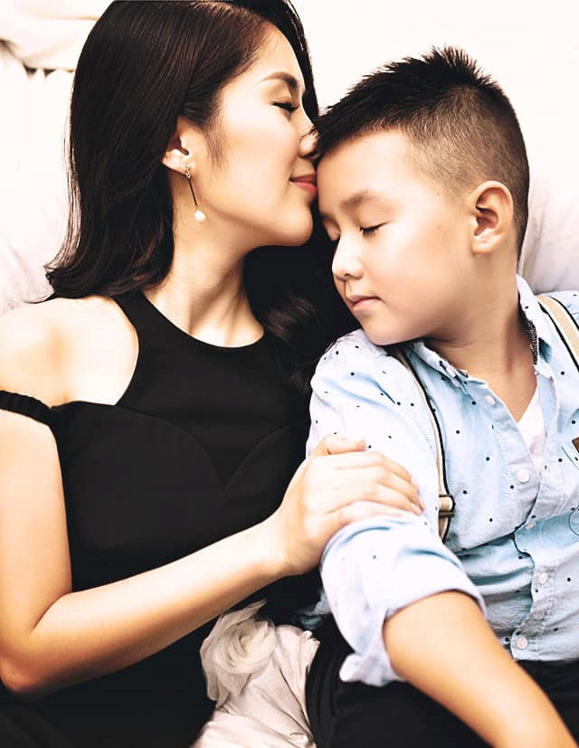 Từ chuyện Lê Phương trắng tay sau khi sinh con