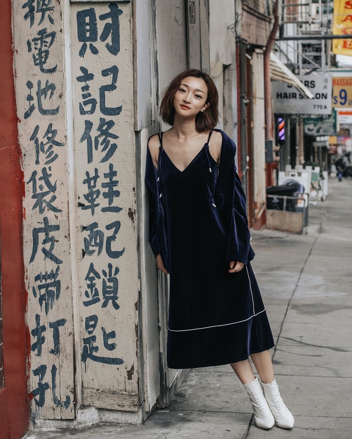 Tủ đồ của nàng “sành” thời trang phải có ít nhất 1 chiếc váy đen