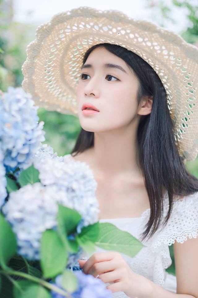Tử vi thứ Sáu (8/03): Song Tử đang lạc trôi giữa ngã ba tình