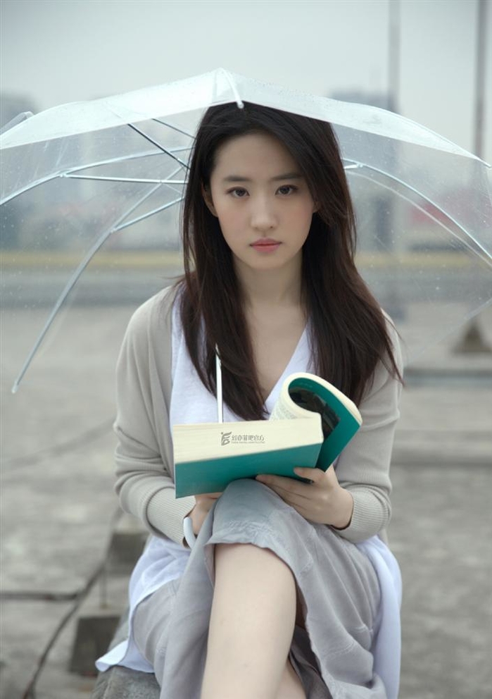 Tường thành nhan sắc của showbiz Hoa - Hàn đều lộ rõ dấu vết tuổi tác