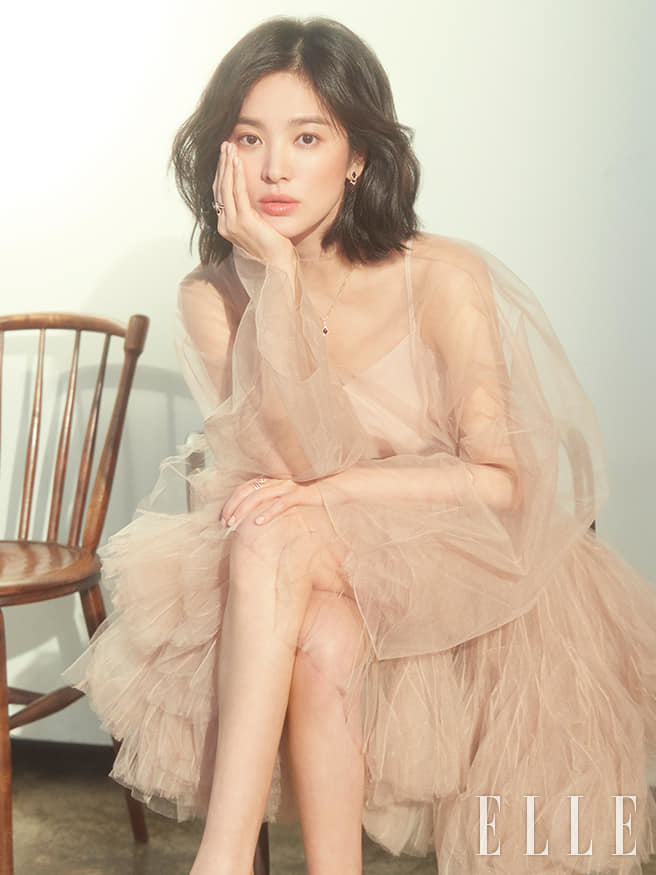 Tường thành nhan sắc của showbiz Hoa - Hàn đều lộ rõ dấu vết tuổi tác