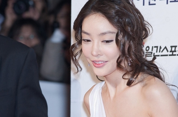 Vụ án Jang Ja Yeon mới là câu chuyện đáng sợ nhất showbiz Hàn