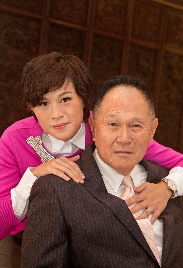 Vua sầu riêng Thái Lan bỏ ra 7,3 tỷ đồng kén rể cho con gái