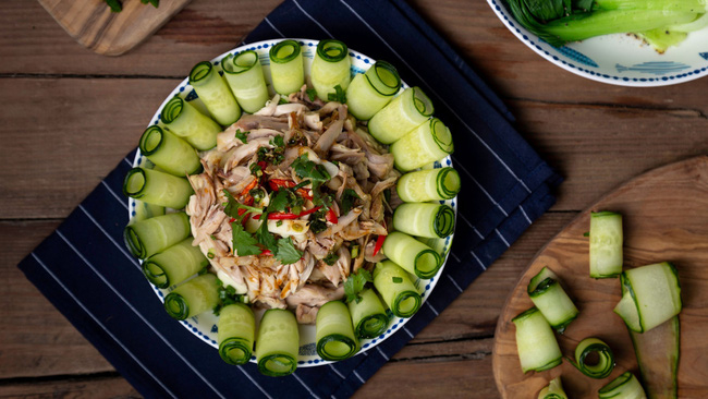 3 món salad gà thơm ngon hấp dẫn chống ngán cho cả nhà