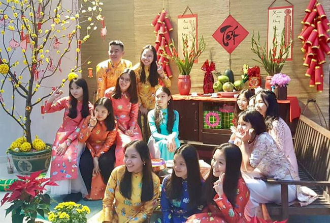 Những cô con gái nhà sao Việt thả dáng điêu luyện trên sàn catwalk