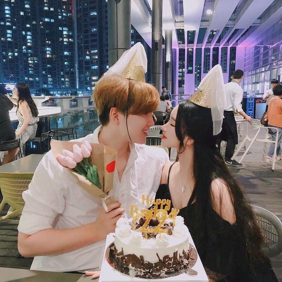Con gái cực thích người yêu bày tỏ tình cảm theo 13 cách sau