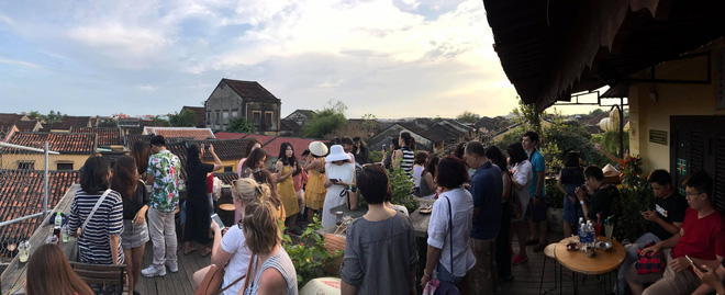 Những điểm đến quốc dân đông nghẹt dịp nghỉ lễ