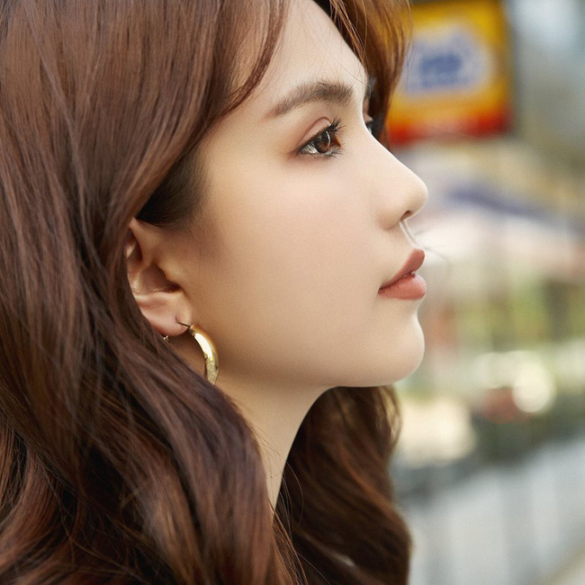 Ngọc Trinh bất ngờ tâm sự: Tôi muốn yêu người nào đó thật bình thường