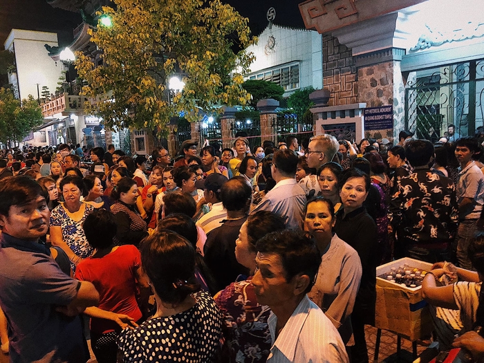 Khi đám tang không còn tiếng khóc