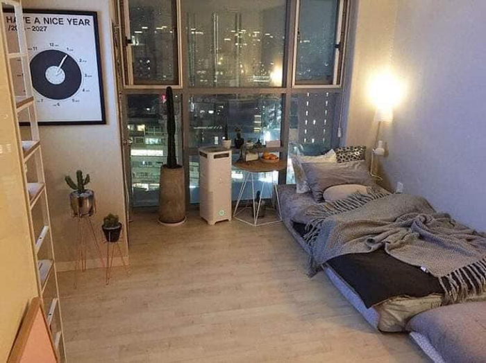 Đâu cần nhà cao cửa rộng chỉ cần 1 căn phòng nhỏ nhỏ như vậy là đủ yêu