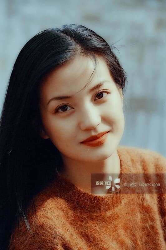 Nhan sắc thời thanh xuân của dàn sao nữ đình đám Cbiz