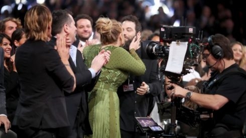 Adele ly hôn chồng sau 8 năm bên nhau mặn nồng