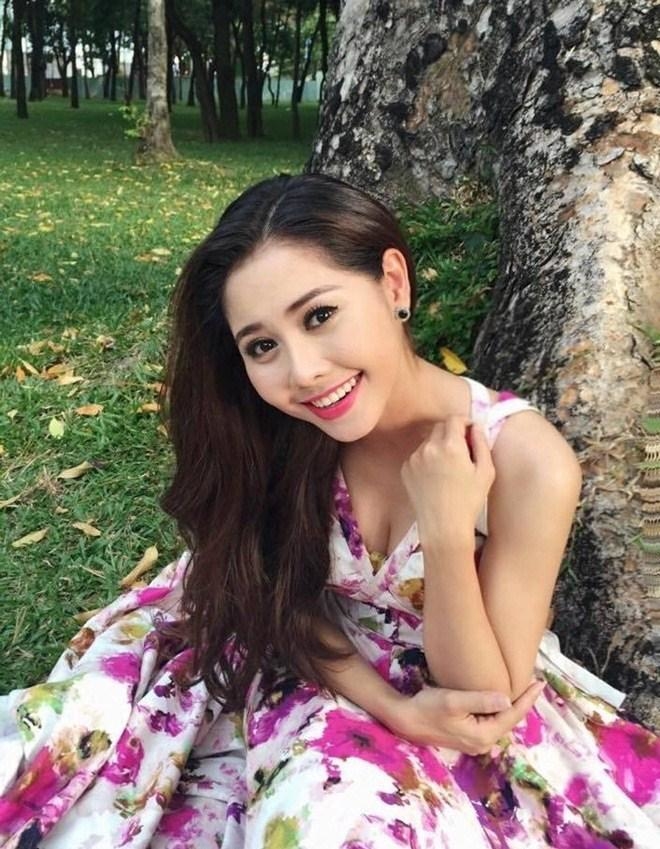 Hậu PTTM hỏng “Cô Thắm” Tường Vi tái xuất với diện mạo mới