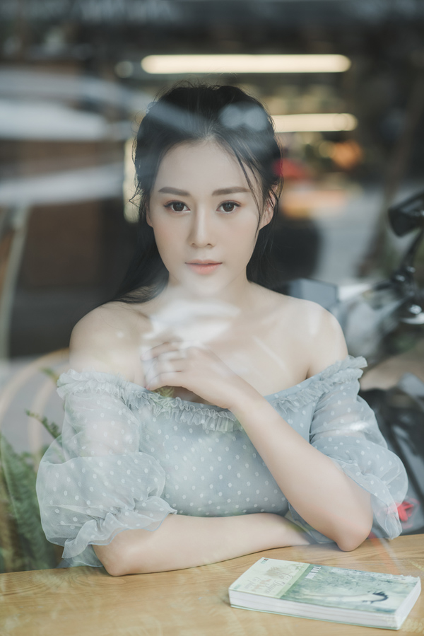 Bị chê diễn xuất không chuyên nghiệp, đây là cách Lan Ngọc và đáp trả