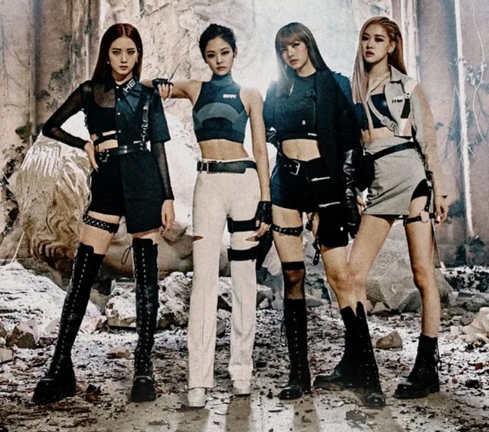 Ngỡ ngàng trước thành tích của TWICE và BLACKPINK