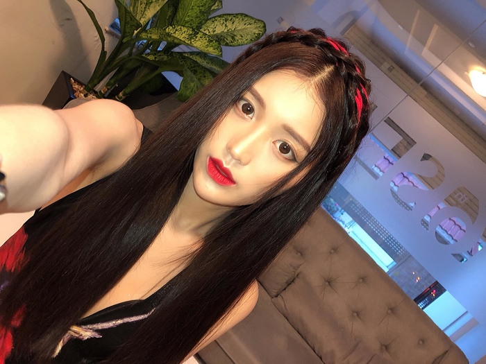 Ca sĩ gốc Hàn lập nghiệp ở showbiz Việt