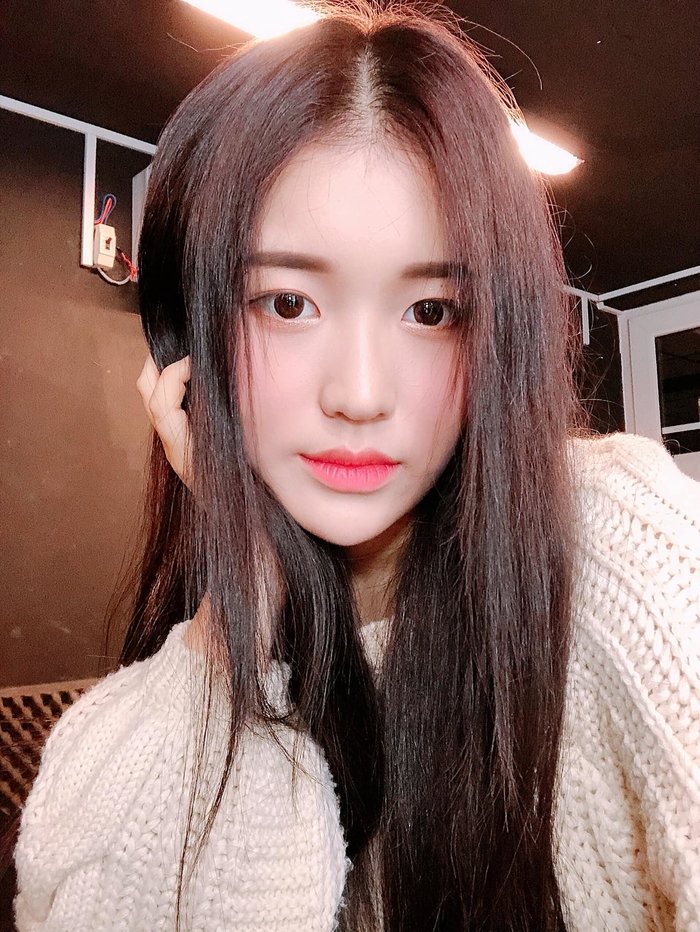 Ca sĩ gốc Hàn lập nghiệp ở showbiz Việt