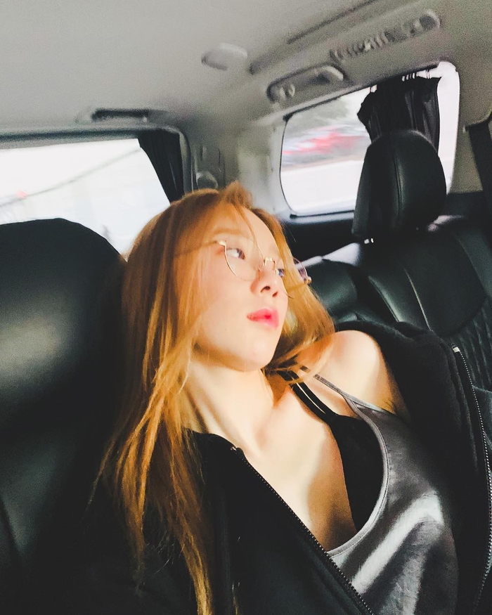 Chán style “kín cổng cao tường”, Taeyeon “lột xác” táo bạo