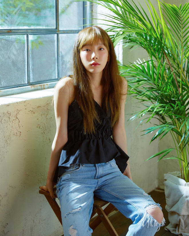 Chán style “kín cổng cao tường”, Taeyeon “lột xác” táo bạo