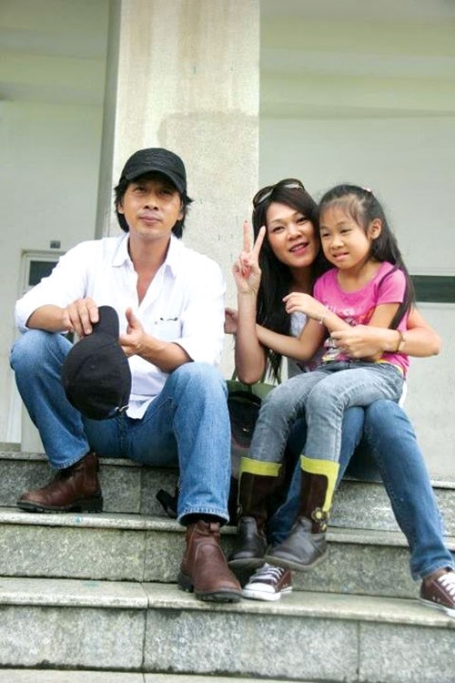 Cô gái H