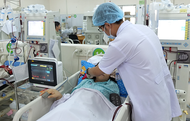 Cô gái trẻ bị hỏng thận vĩnh viễn do uống viên giảm cân