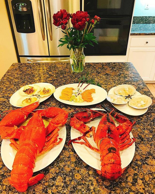 Phạm Hương thay đổi lối sống nhanh đến chóng mặt