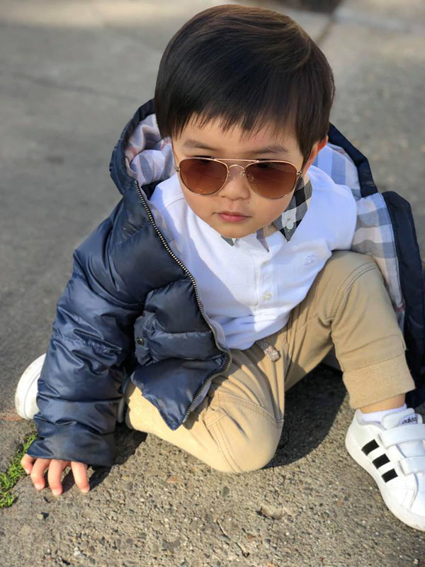 Con trai Đan trường 2 tuổi đã gia nhập “hội rich kid” con sao Việt