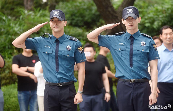 Đẹp trai rạng ngời ngày xuất ngũ Lee Min Ho, Jae Joong cùng loạt sao