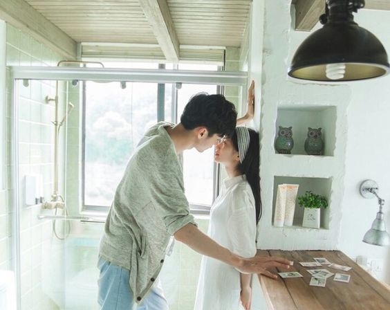Yêu nhầm bạn thân: Từ thân siêu cấp trở thành “kẻ trọ chung một nhà”