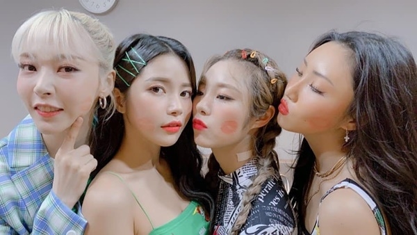Ảnh hot sao Hàn: BLACKPINK tung thính comeback chất lừ
