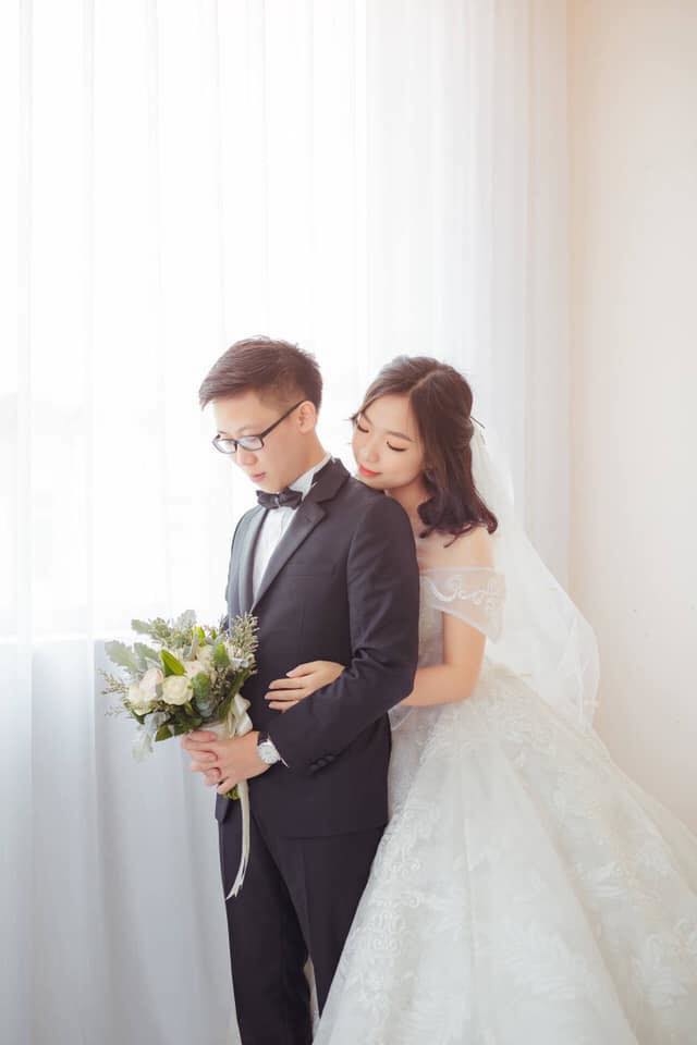 Hai vợ chồng dành tuần trăng mật của mình để hoạt động vì môi trường