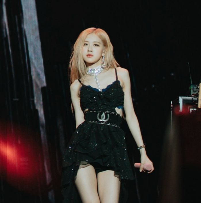 Hành lý của Black Pink trong 1 tháng Mỹ tiến