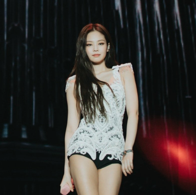 Hành lý của Black Pink trong 1 tháng Mỹ tiến