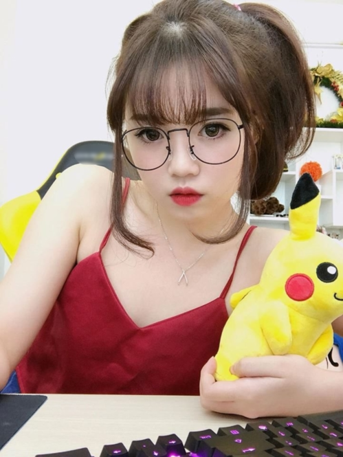 Học vấn dàn streamer kiếm tiền tỷ đình đám nhất hiện nay