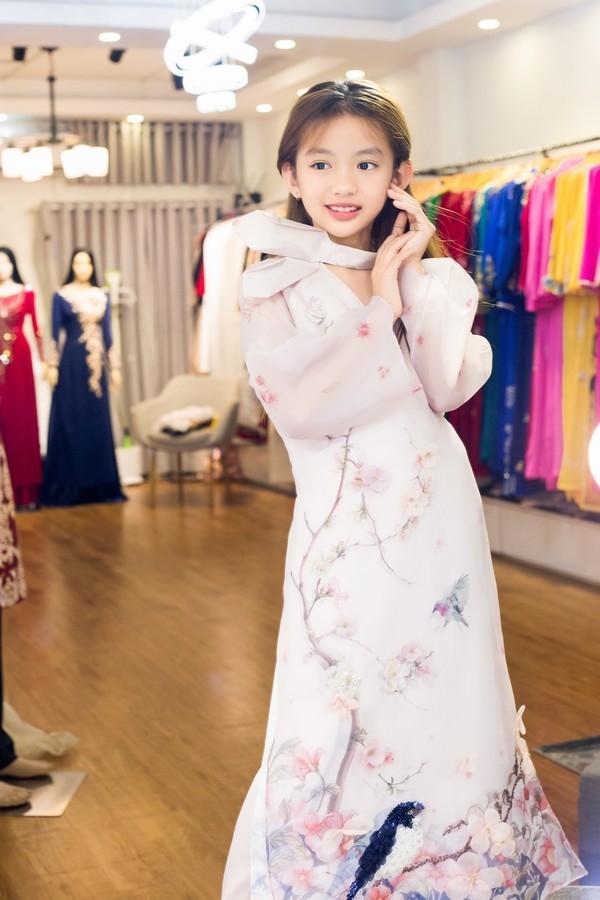 Những cô con gái nhà sao Việt thả dáng điêu luyện trên sàn catwalk