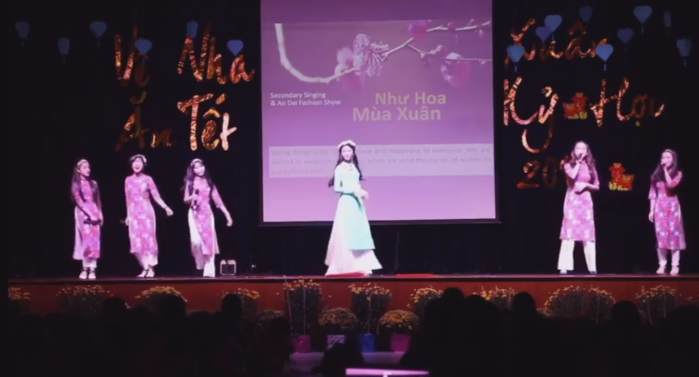 Những cô con gái nhà sao Việt thả dáng điêu luyện trên sàn catwalk