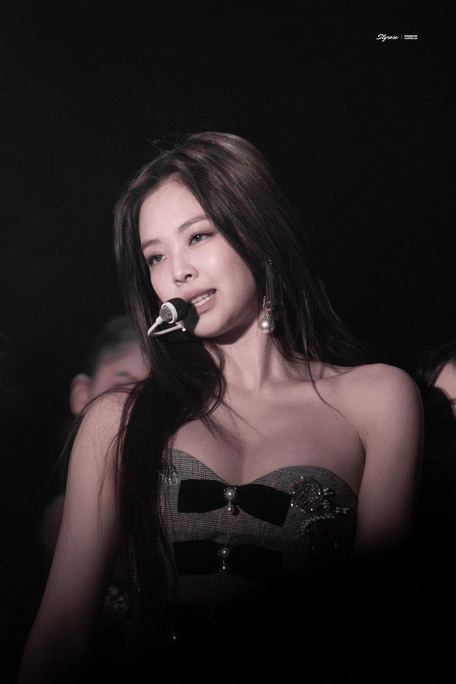 Jennie (Black Pink) liên tục gặp vận xui từ khi comeback