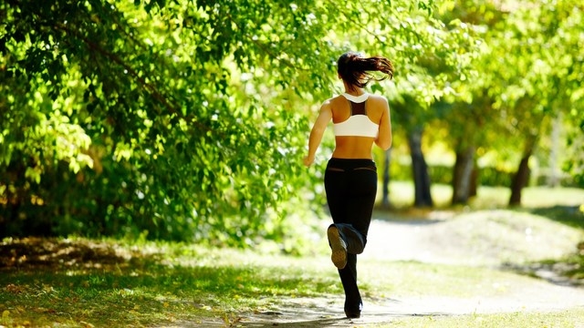 Khoa học đã chứng minh: Muốn sống lâu hơn hãy hẹn hò tản bộ ở công viê