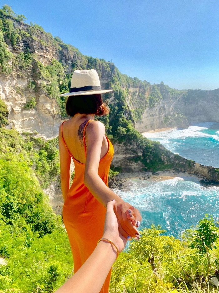 Nghi vấn các cặp đôi bách hợp mới của showbiz Việt