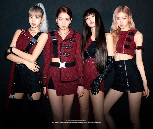 Loạt MV bị cấm sóng vì các lí do lãng xẹt từ nhà đài