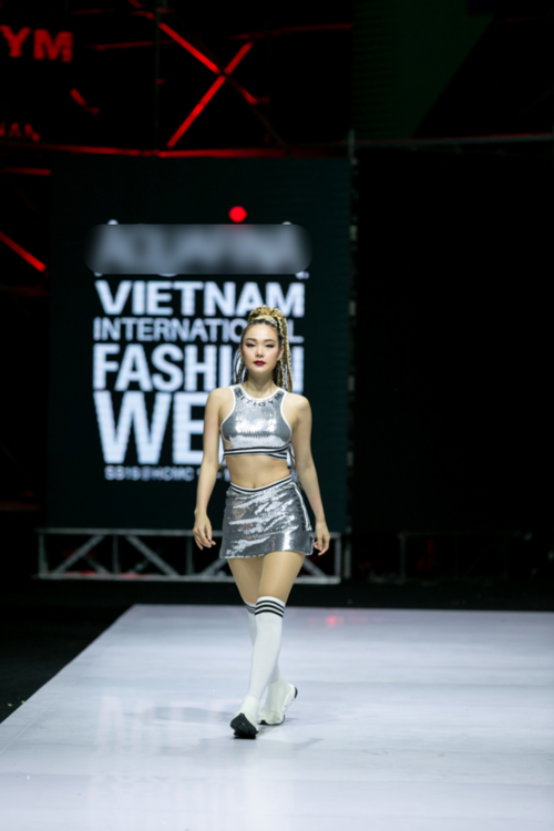 Minh Hằng trở thành nhân tố tiêu điểm của bộ sưu tập CITIGYM