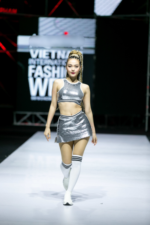 Minh Hằng trở thành nhân tố tiêu điểm của bộ sưu tập CITIGYM