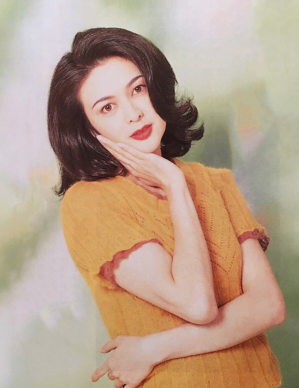 Ngắm ảnh thanh xuân của mỹ nhân TVB