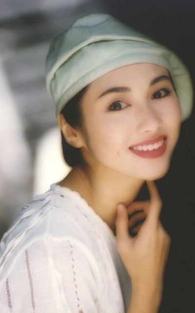 Ngắm ảnh thanh xuân của mỹ nhân TVB