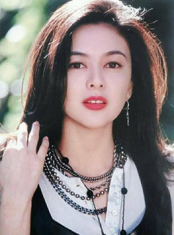Ngắm ảnh thanh xuân của mỹ nhân TVB