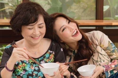 Diễm My 9X: Có lần tôi lớn tiếng làm mẹ khóc nức nở